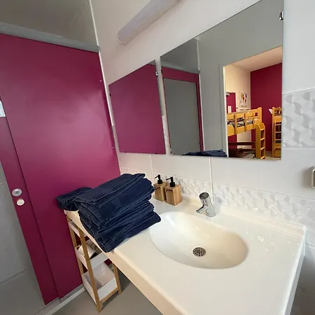 Hotel Les Terrasses Du Rhône,